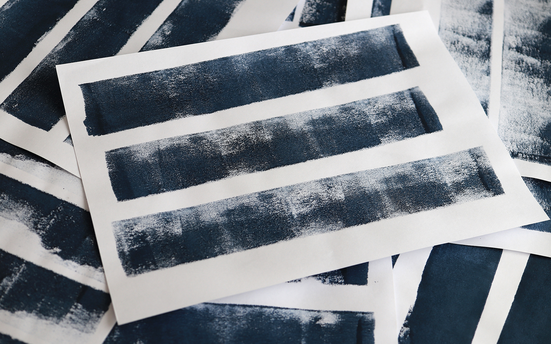 Download Background "40 Roll Stroke Brushes for Illustrator &amp; Photoshop Background" / 40 Roll Stroke Brushes for Illustrator &amp; Photoshop Background - Background на тему графика illustrator brushes,photoshop brushes,paint stroke illustrator brushes,paint stroke photoshop brushes,brush,brushes,hand drawn,paint,painting,stroke,drawing,ink,sketch,sketching,pen,stains,li