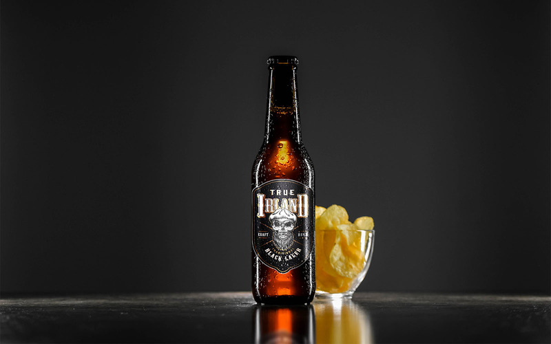 Beer Bottle Mockup Bundle - Features Image 30