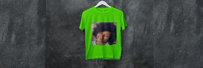 Green hanged T-shirt Mockup Template - Features Image 1