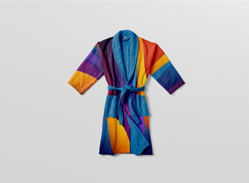 Accappatoio - Mockup di accappatoio femminile - Caratteristiche Immagine 4