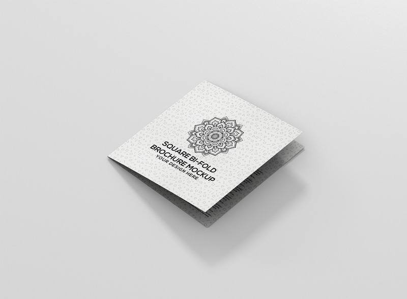 Mockup di brochure pieghevole quadrato quadrato - Caratteristiche Immagine 4